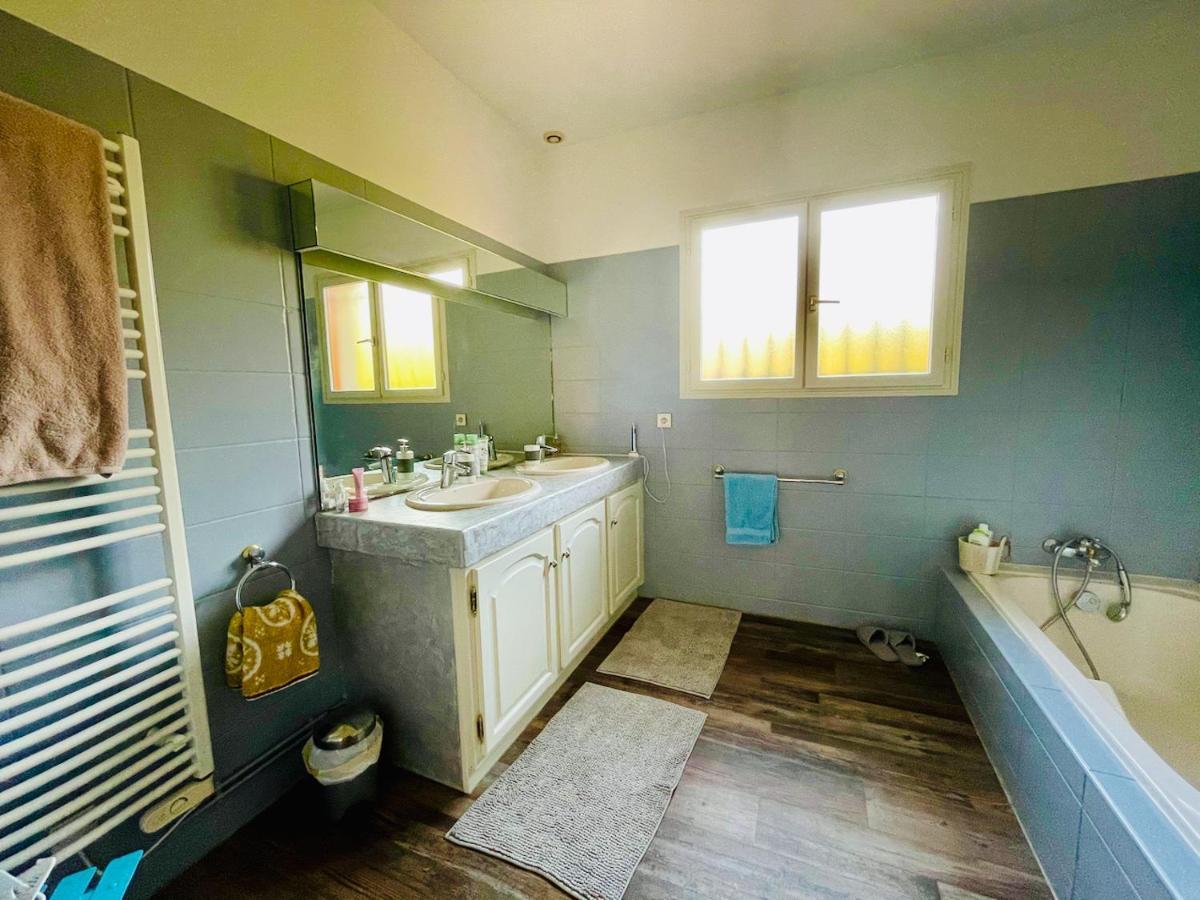 Villa Avec Piscine Andernos Les Bains Exteriör bild